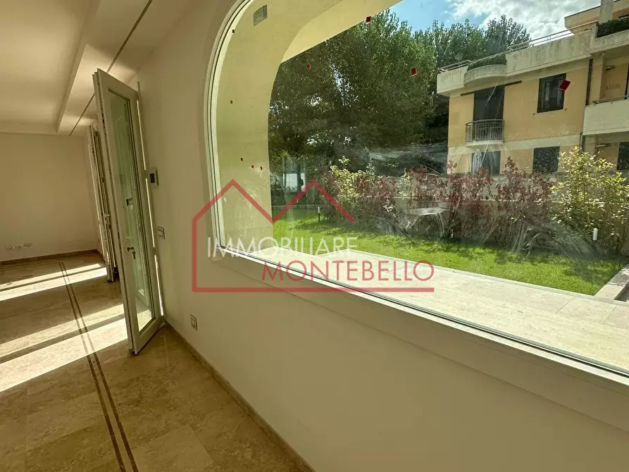 Immagine 3 di Appartamento in vendita  a Viareggio