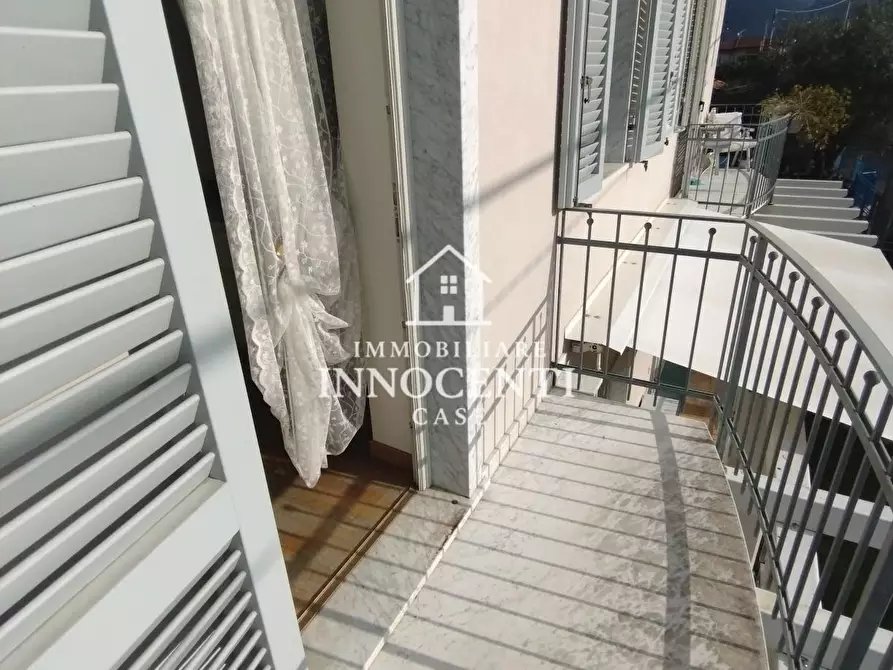 Immagine 22 di Appartamento in vendita  a Massa