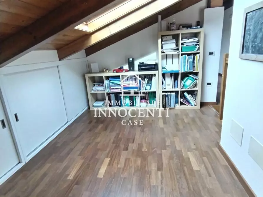 Immagine 32 di Appartamento in vendita  a Massa