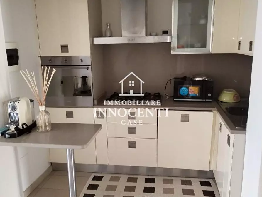 Immagine 14 di Appartamento in vendita  a Massa