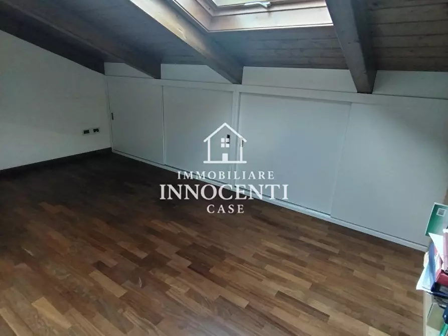 Immagine 28 di Appartamento in vendita  a Massa