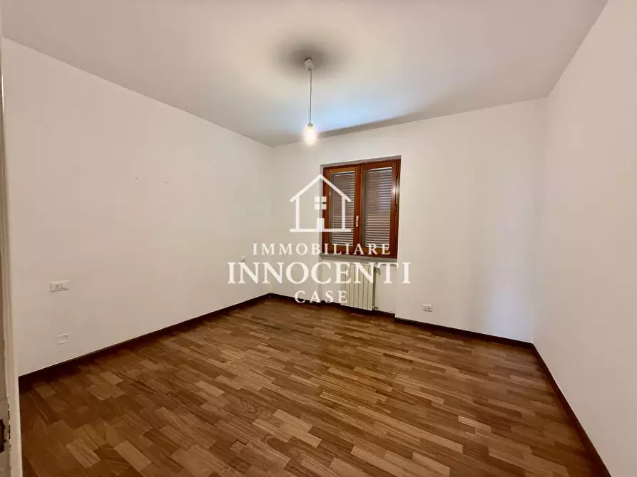 Immagine 14 di Casa bifamiliare in vendita  a Massa