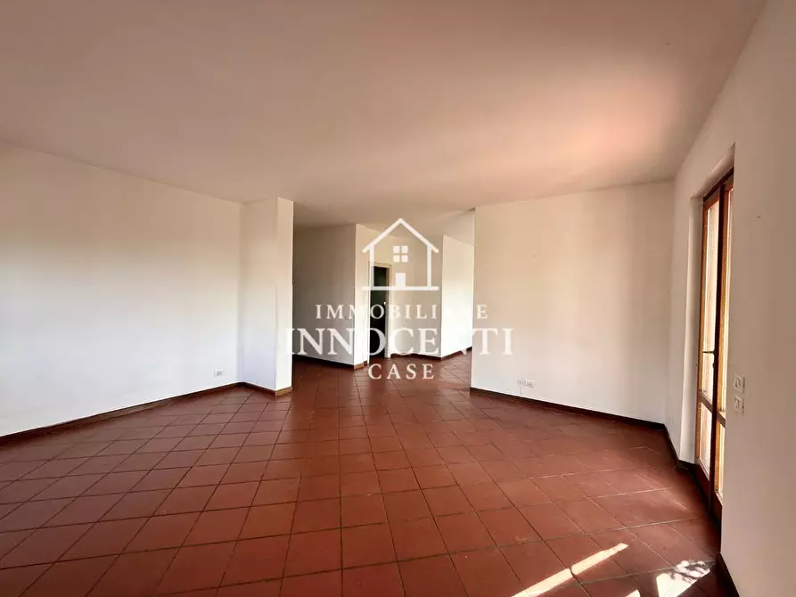 Immagine 7 di Casa bifamiliare in vendita  a Massa