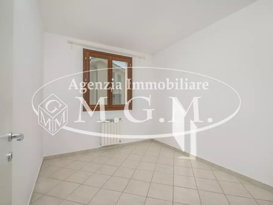 Immagine 27 di Casa trifamiliare in vendita  a Bientina