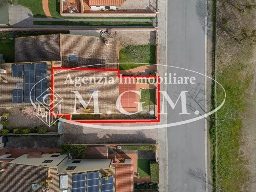 Immagine 36 di Casa trifamiliare in vendita  a Bientina