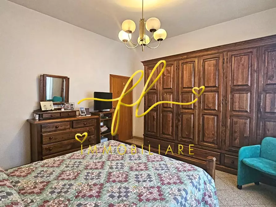 Immagine 25 di Appartamento in vendita  a Rosignano Marittimo