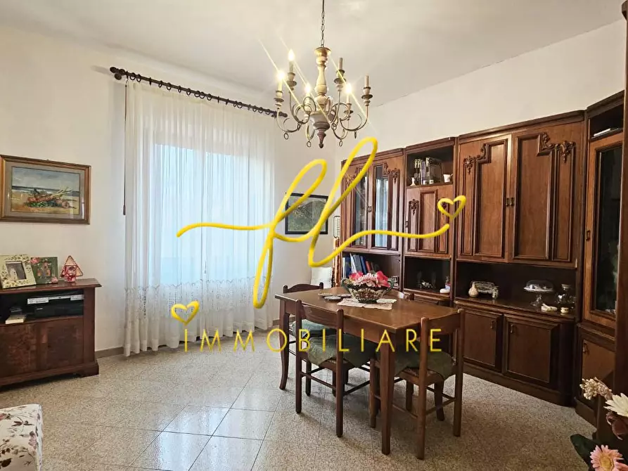 Immagine 17 di Appartamento in vendita  a Rosignano Marittimo