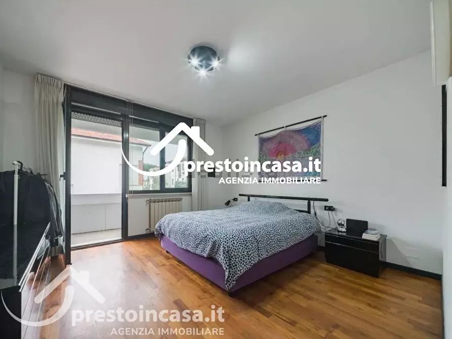 Immagine 21 di Casa bifamiliare in affitto  a Viareggio