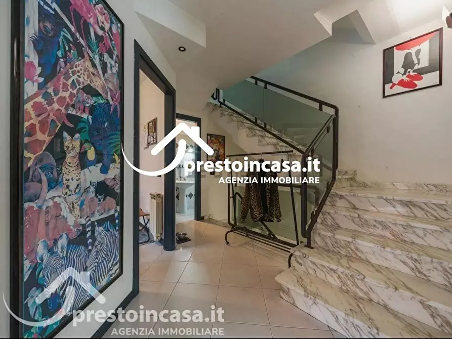 Immagine 4 di Casa bifamiliare in affitto  a Viareggio