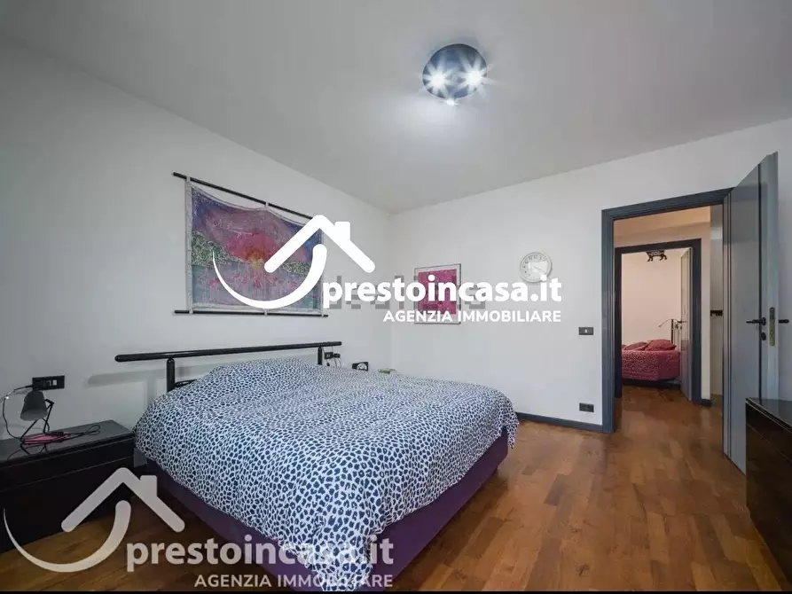 Immagine 25 di Casa bifamiliare in affitto  a Viareggio