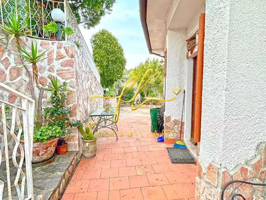 Immagine 33 di Villa in vendita  a Portoferraio