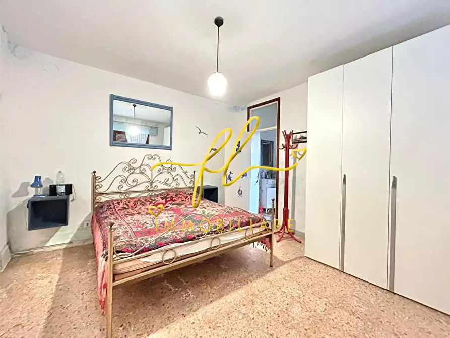 Immagine 27 di Villa in vendita  a Portoferraio