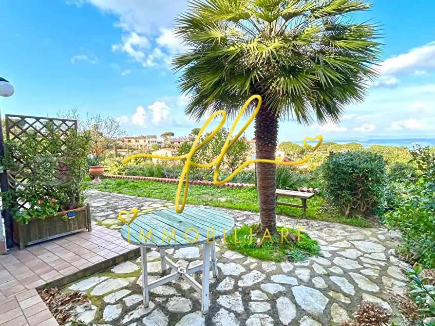 Immagine 4 di Villa in vendita  a Portoferraio