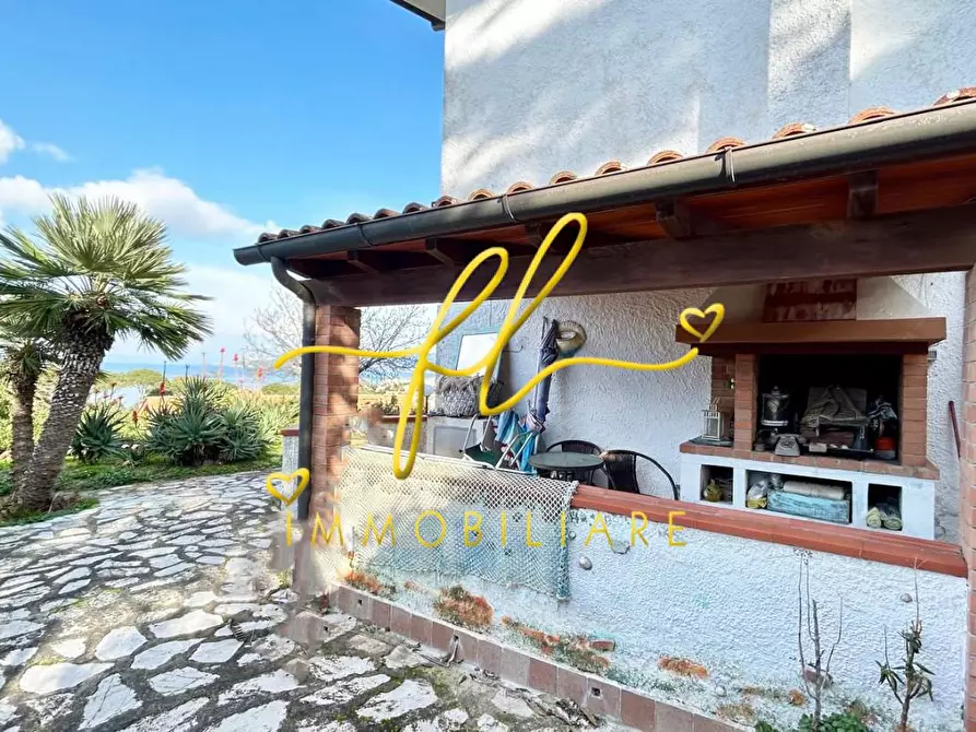 Immagine 8 di Villa in vendita  a Portoferraio