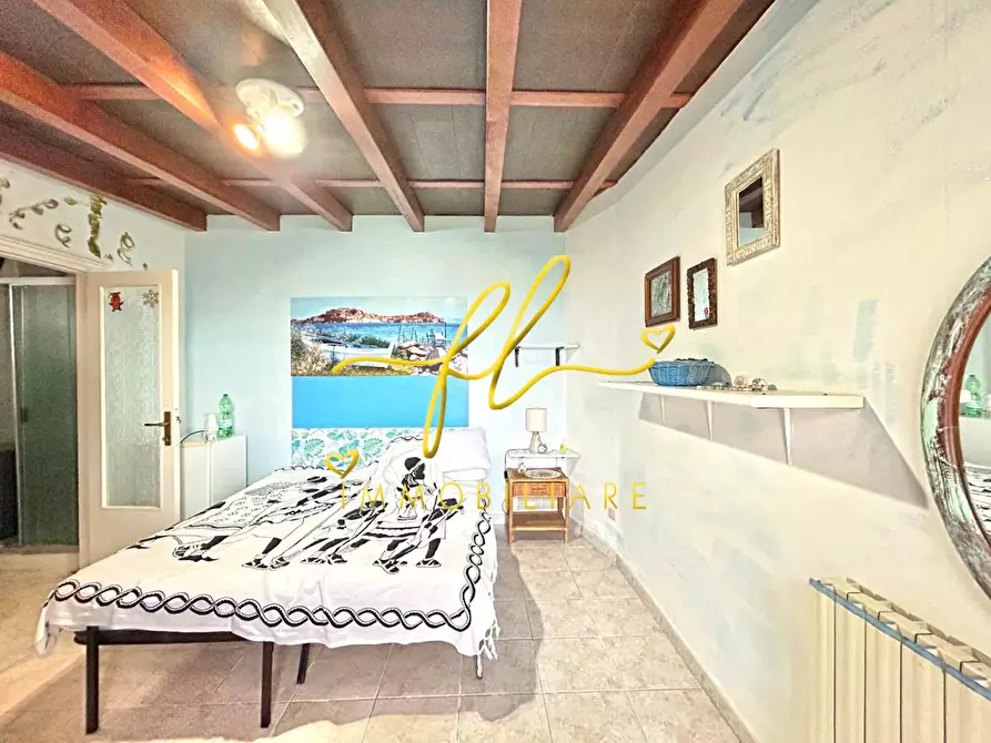 Immagine 35 di Villa in vendita  a Portoferraio