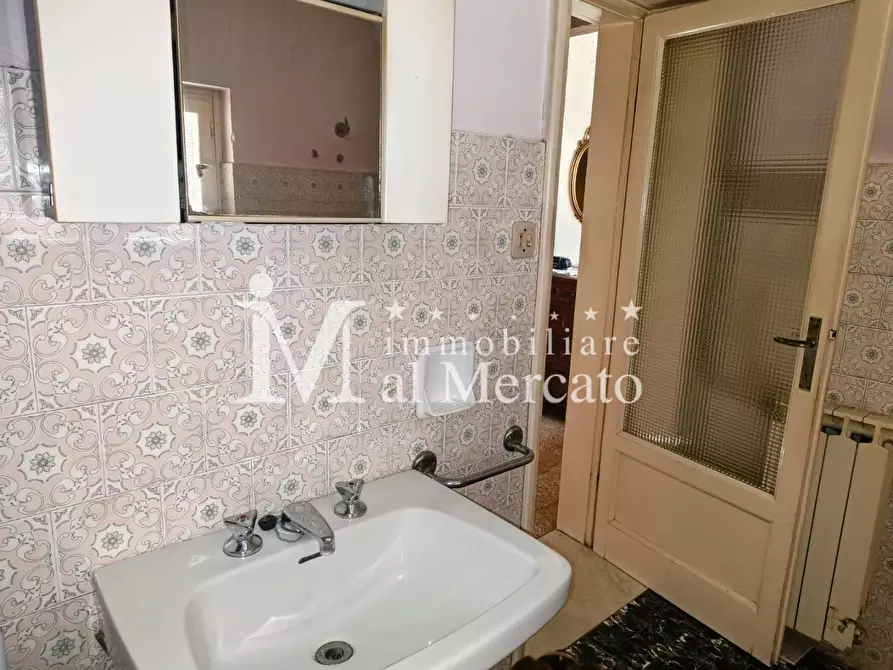 Immagine 41 di Terratetto in vendita  a Lucca