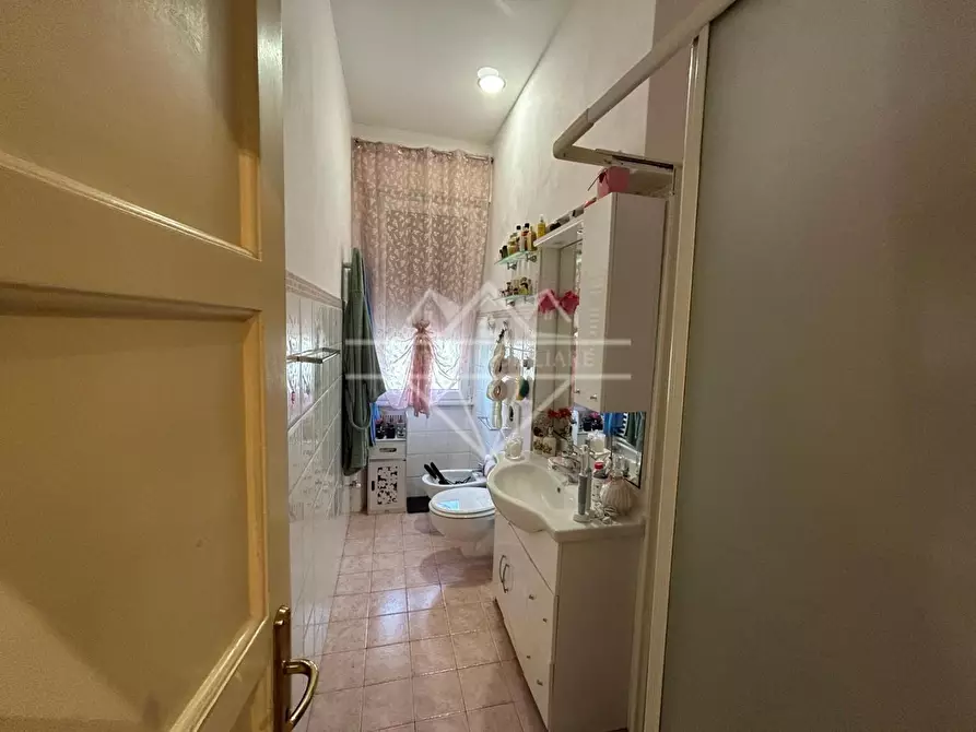 Immagine 7 di Appartamento in vendita  a Carrara