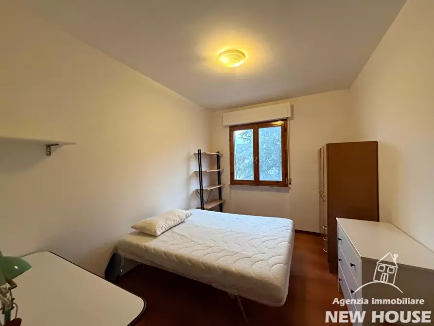 Immagine 11 di Appartamento in vendita  a Pisa