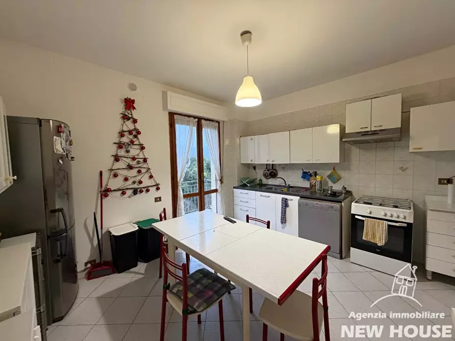 Immagine 32 di Appartamento in vendita  a Pisa