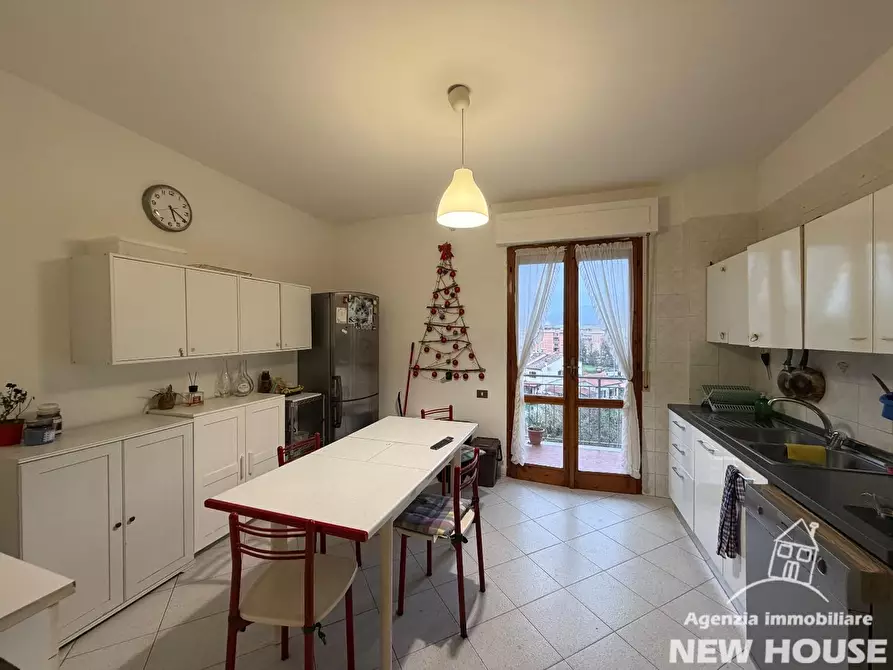 Immagine 28 di Appartamento in vendita  a Pisa