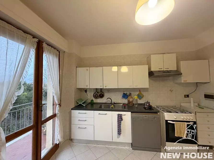 Immagine 2 di Appartamento in vendita  a Pisa