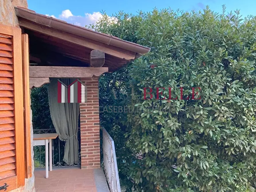 Immagine 28 di Terratetto in vendita  a Camaiore