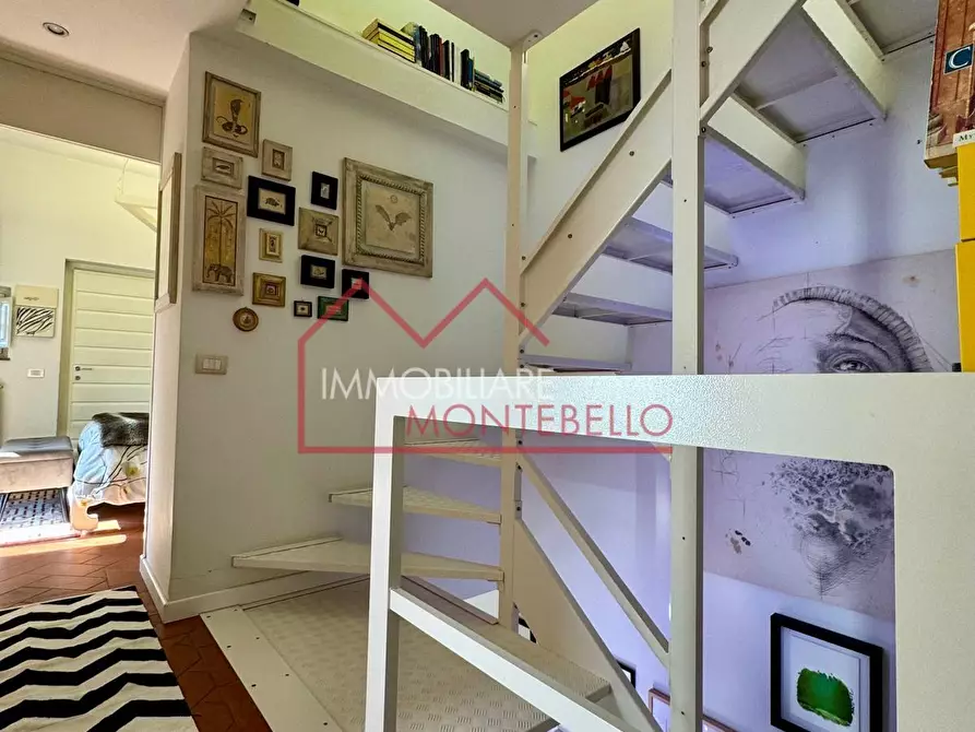 Immagine 34 di Terratetto in vendita  a Camaiore