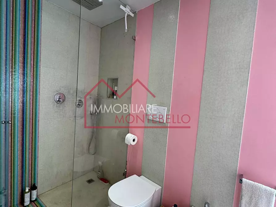 Immagine 19 di Terratetto in vendita  a Camaiore