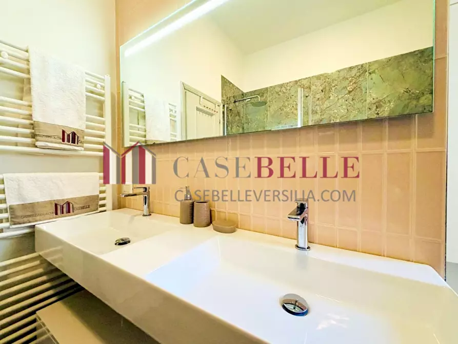 Immagine 28 di Appartamento in vendita  a Camaiore