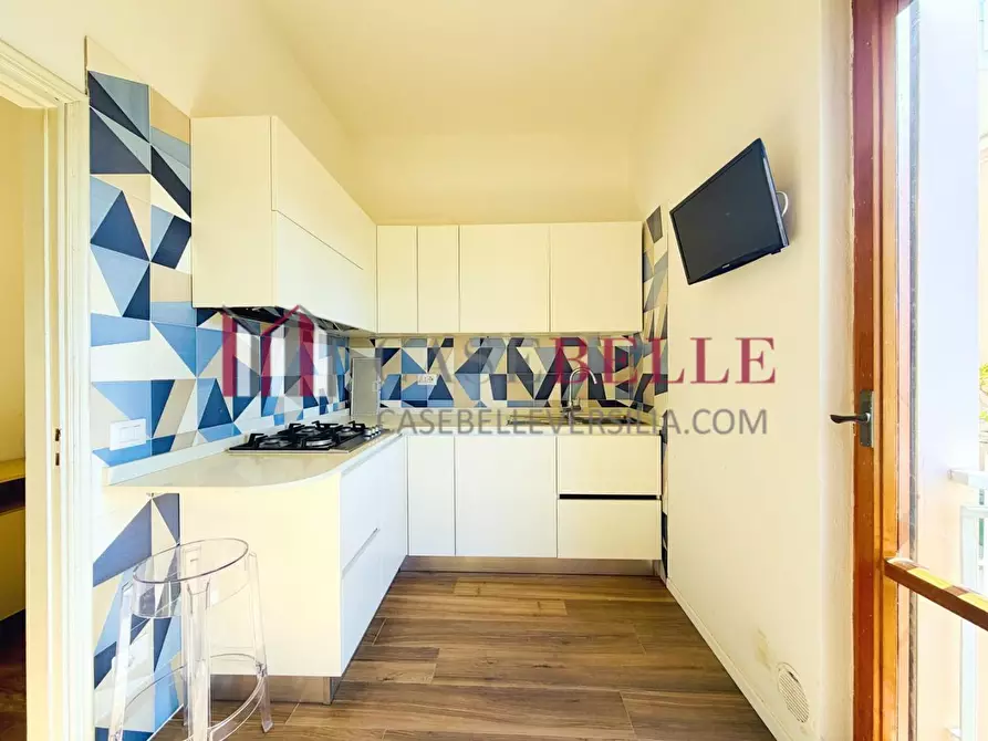 Immagine 6 di Appartamento in vendita  a Camaiore