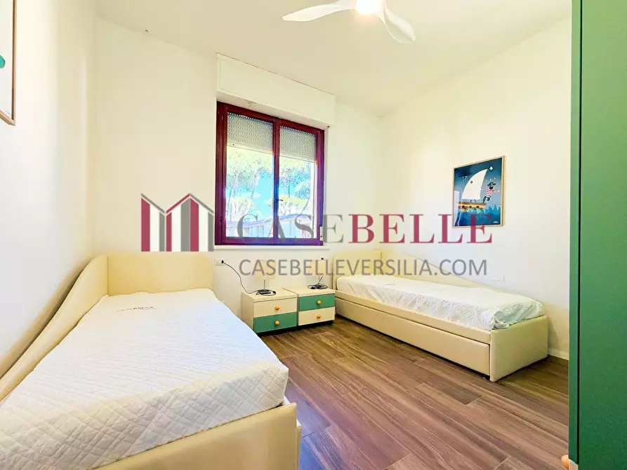 Immagine 36 di Appartamento in vendita  a Camaiore