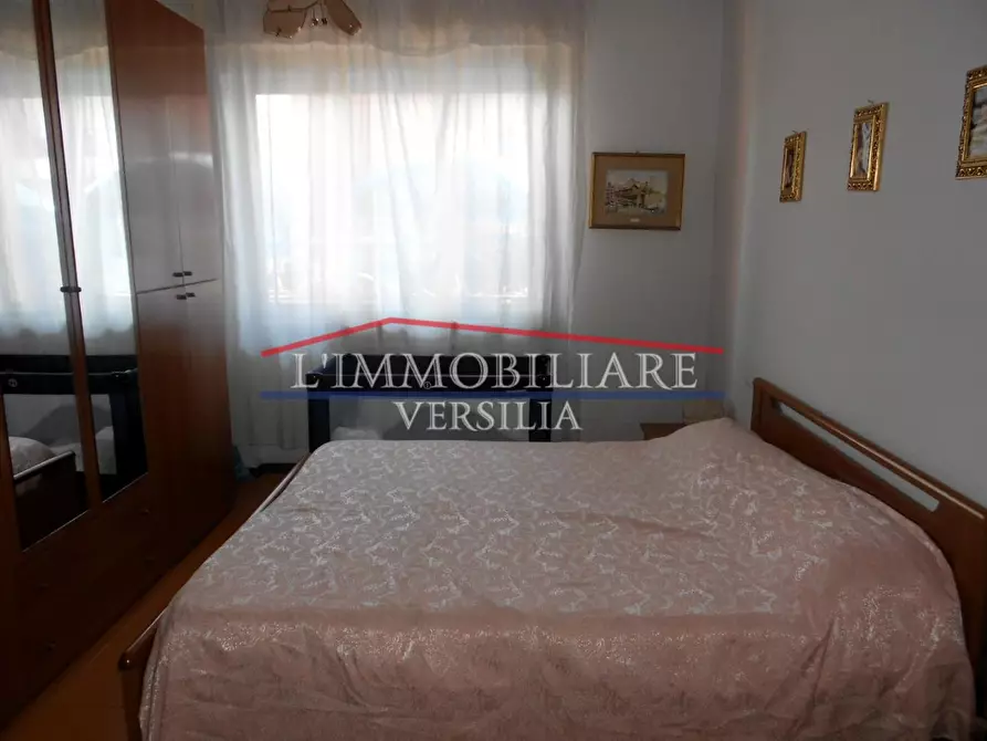 Immagine 19 di Appartamento in vendita  a Carrara