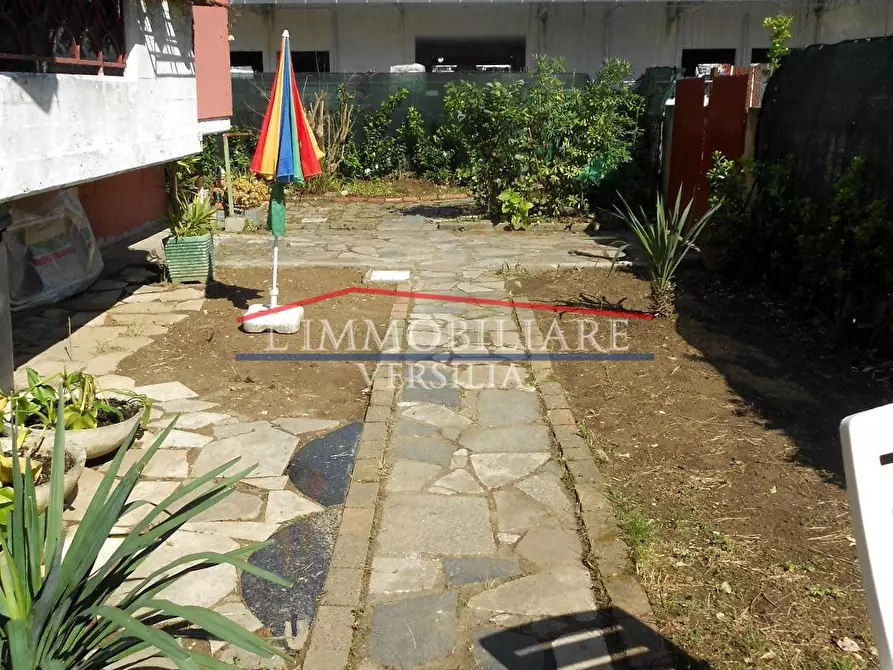 Immagine 30 di Appartamento in vendita  a Carrara