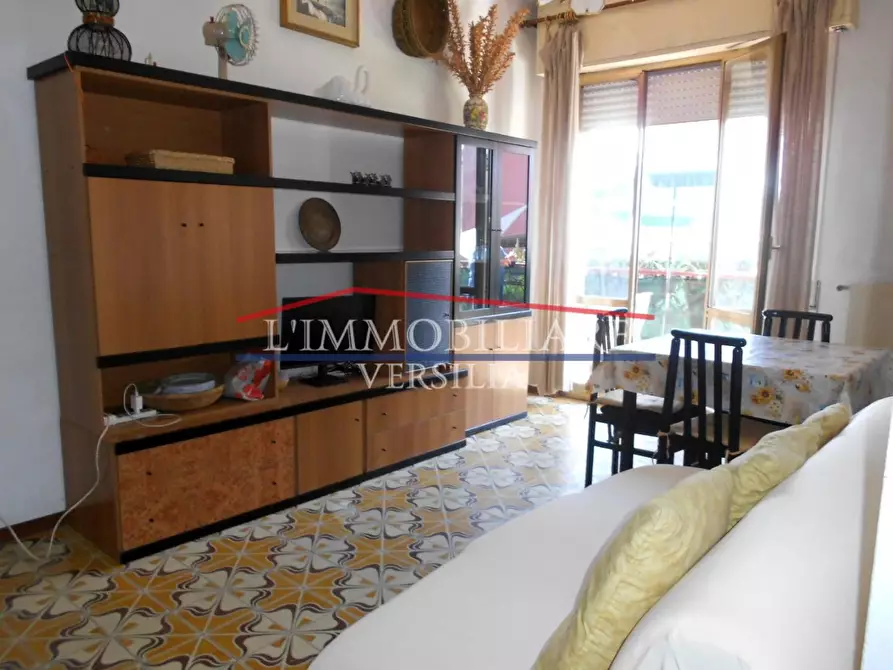 Immagine 7 di Appartamento in vendita  a Carrara