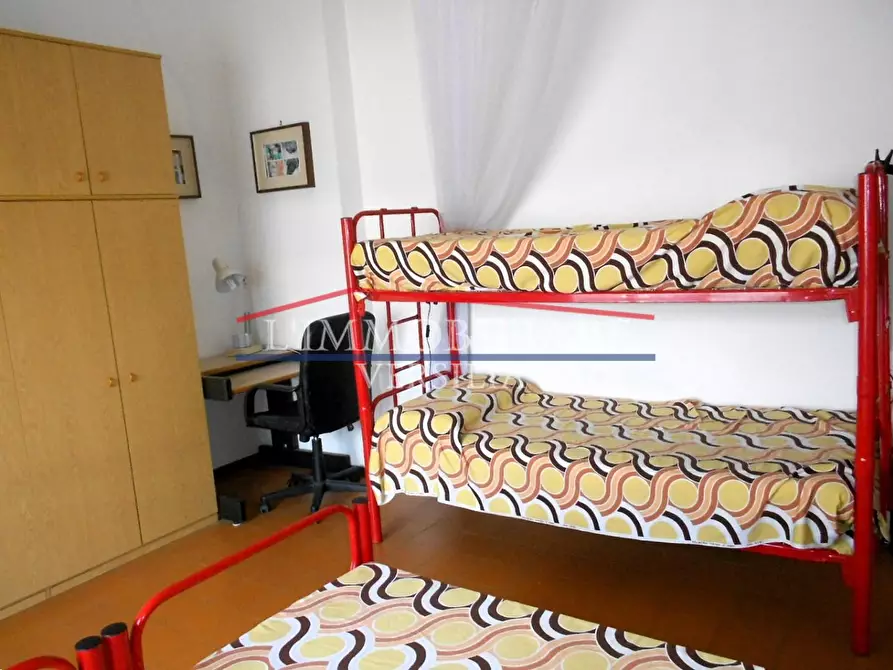 Immagine 23 di Appartamento in vendita  a Carrara