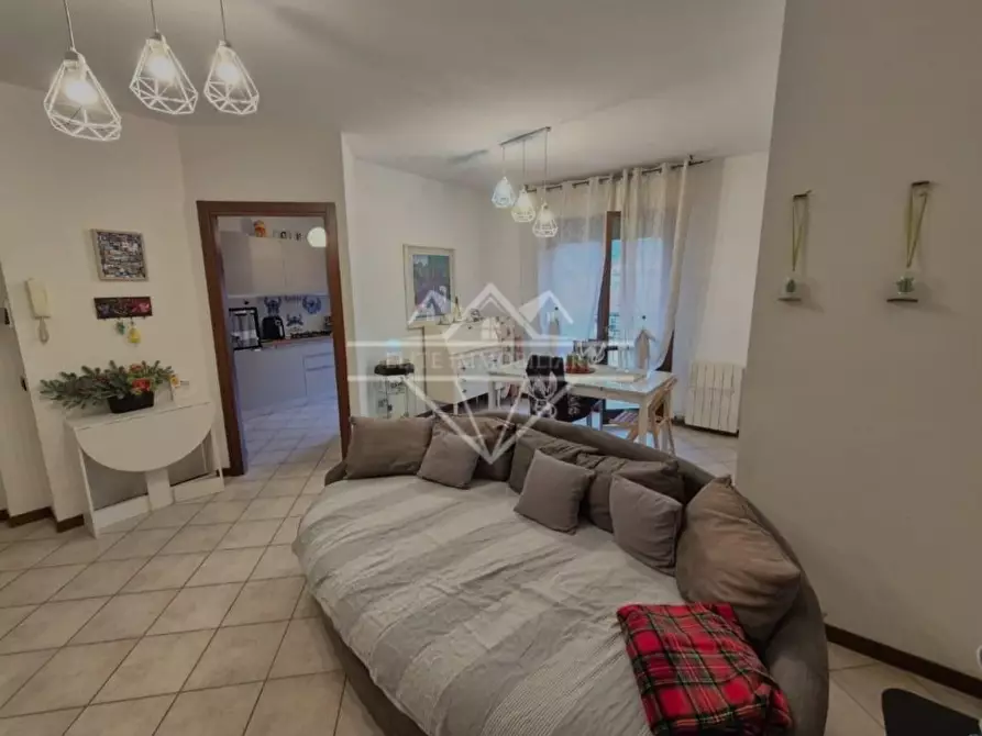 Immagine 4 di Appartamento in vendita  a Carrara