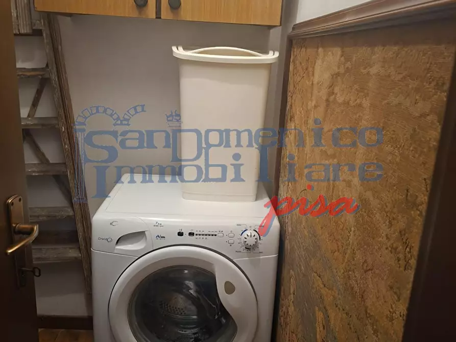 Immagine 19 di Appartamento in vendita  a Pisa