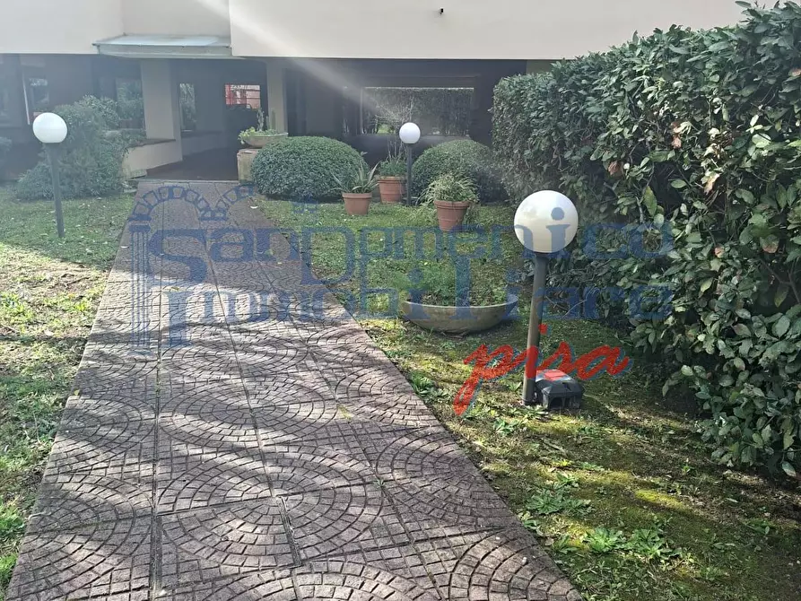 Immagine 1 di Appartamento in vendita  a Pisa
