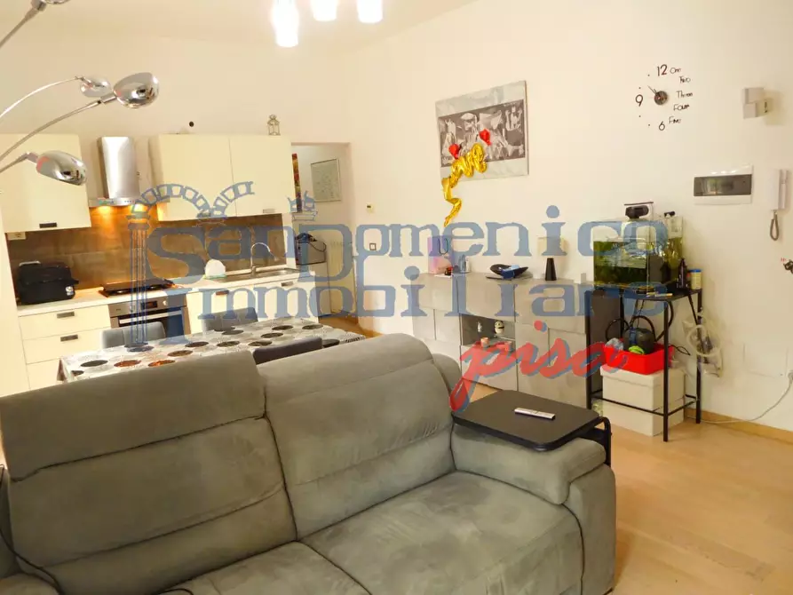 Immagine 3 di Appartamento in vendita  a Pisa