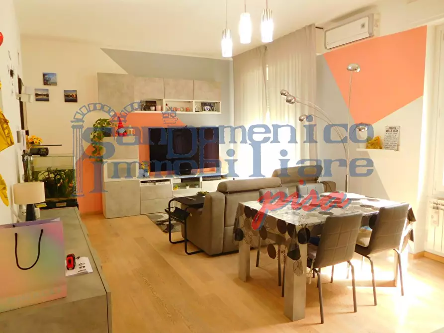 Immagine 2 di Appartamento in vendita  a Pisa