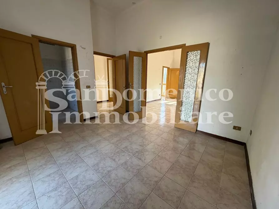 Immagine 7 di Villa in vendita  a Vecchiano
