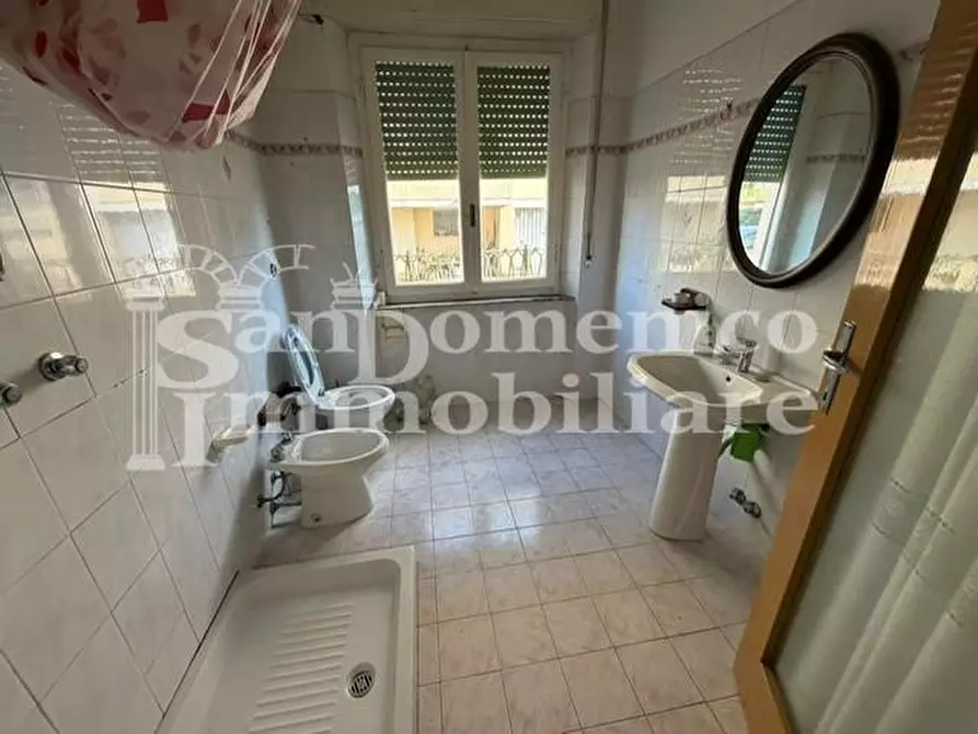 Immagine 12 di Villa in vendita  a Vecchiano