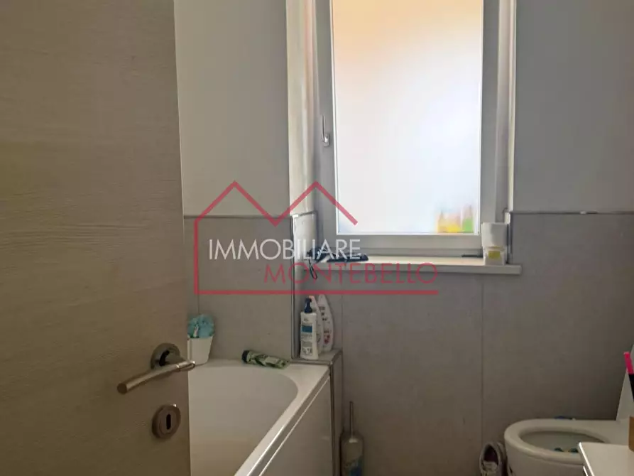 Immagine 14 di Casa indipendente in vendita  a Camaiore