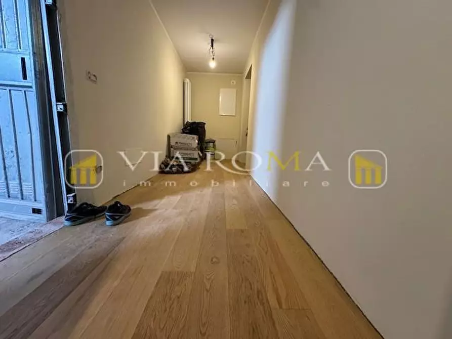 Immagine 8 di Appartamento in vendita  a Lucca