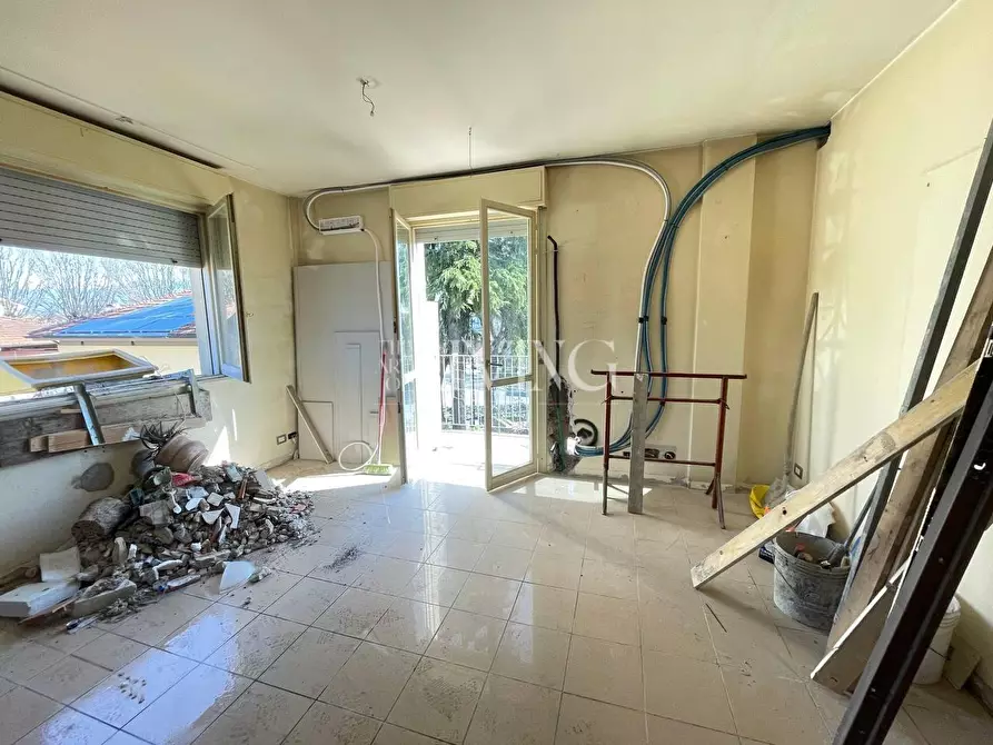 Immagine 13 di Appartamento in vendita  a Lucca