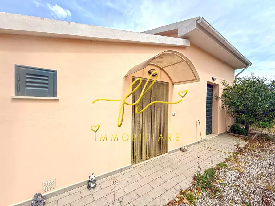 Immagine 5 di Casa indipendente in vendita  a Cecina