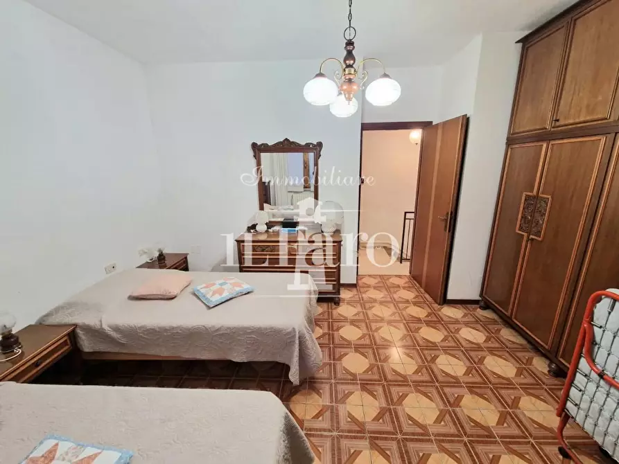 Immagine 8 di Terratetto in vendita  a Campi Bisenzio