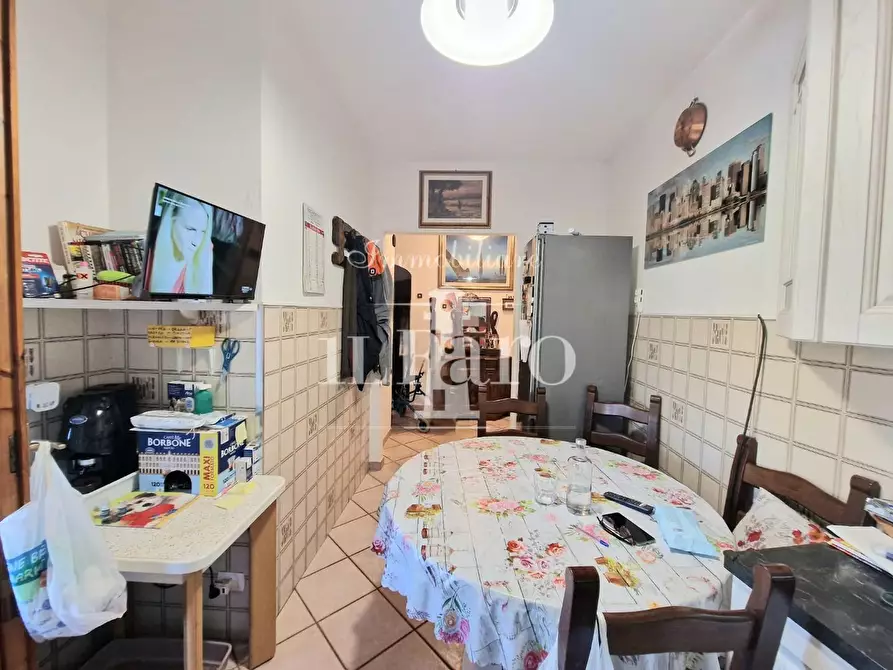 Immagine 5 di Appartamento in vendita  a Campi Bisenzio