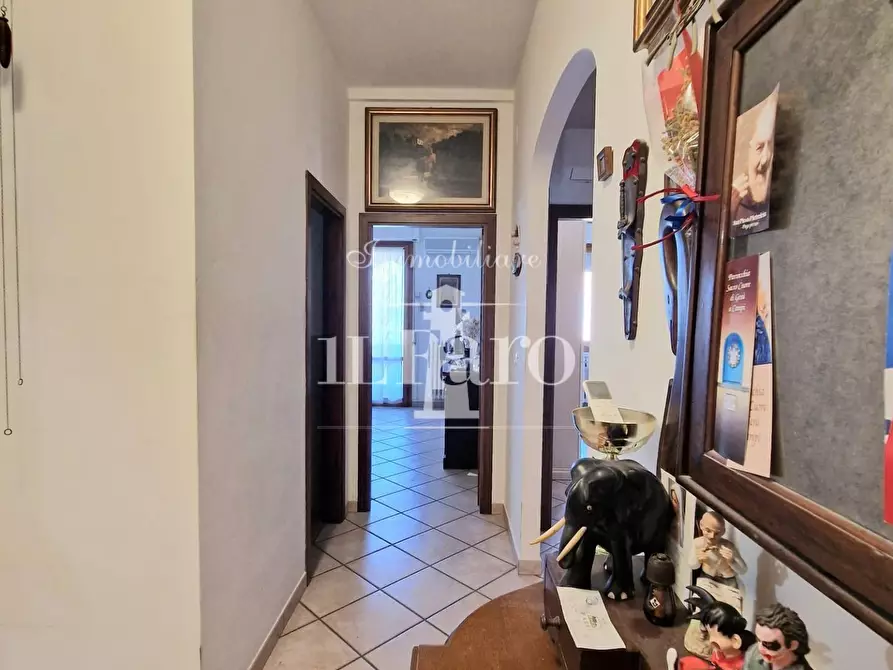 Immagine 7 di Appartamento in vendita  a Campi Bisenzio