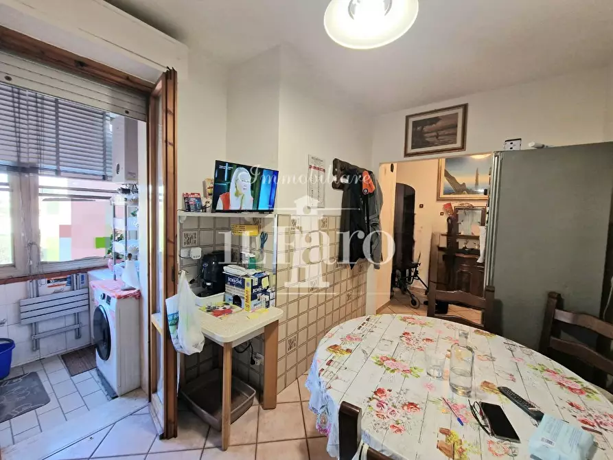 Immagine 6 di Appartamento in vendita  a Campi Bisenzio